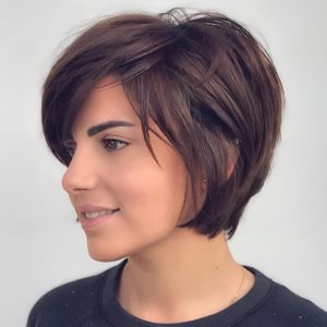 Effortlessly Chic with a Classic Layered Bob Effortlessly Chic with a Classic Layered Bob