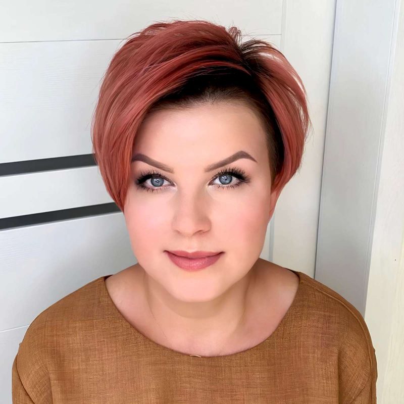 Asymmetrical Voluminous Bob with a Side Part