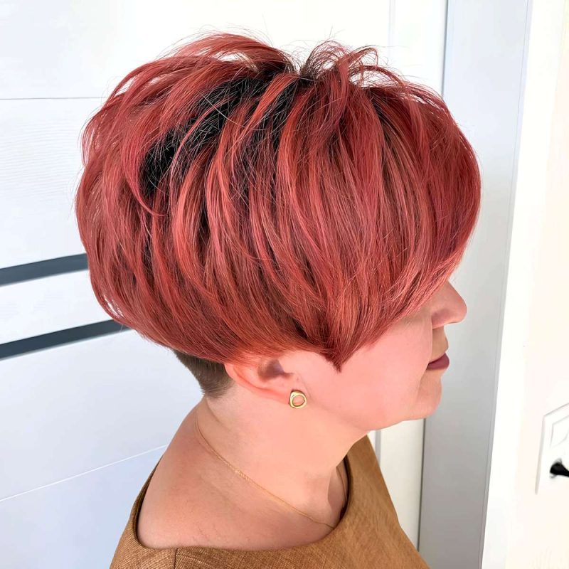 Voluminous Layered Bob with a Textured Finish