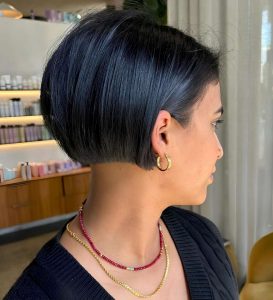 Glossy Black Inverted Bob